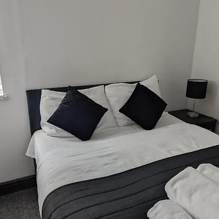 Oyo Firs Lodge London Heathrow Hounslow Extérieur photo