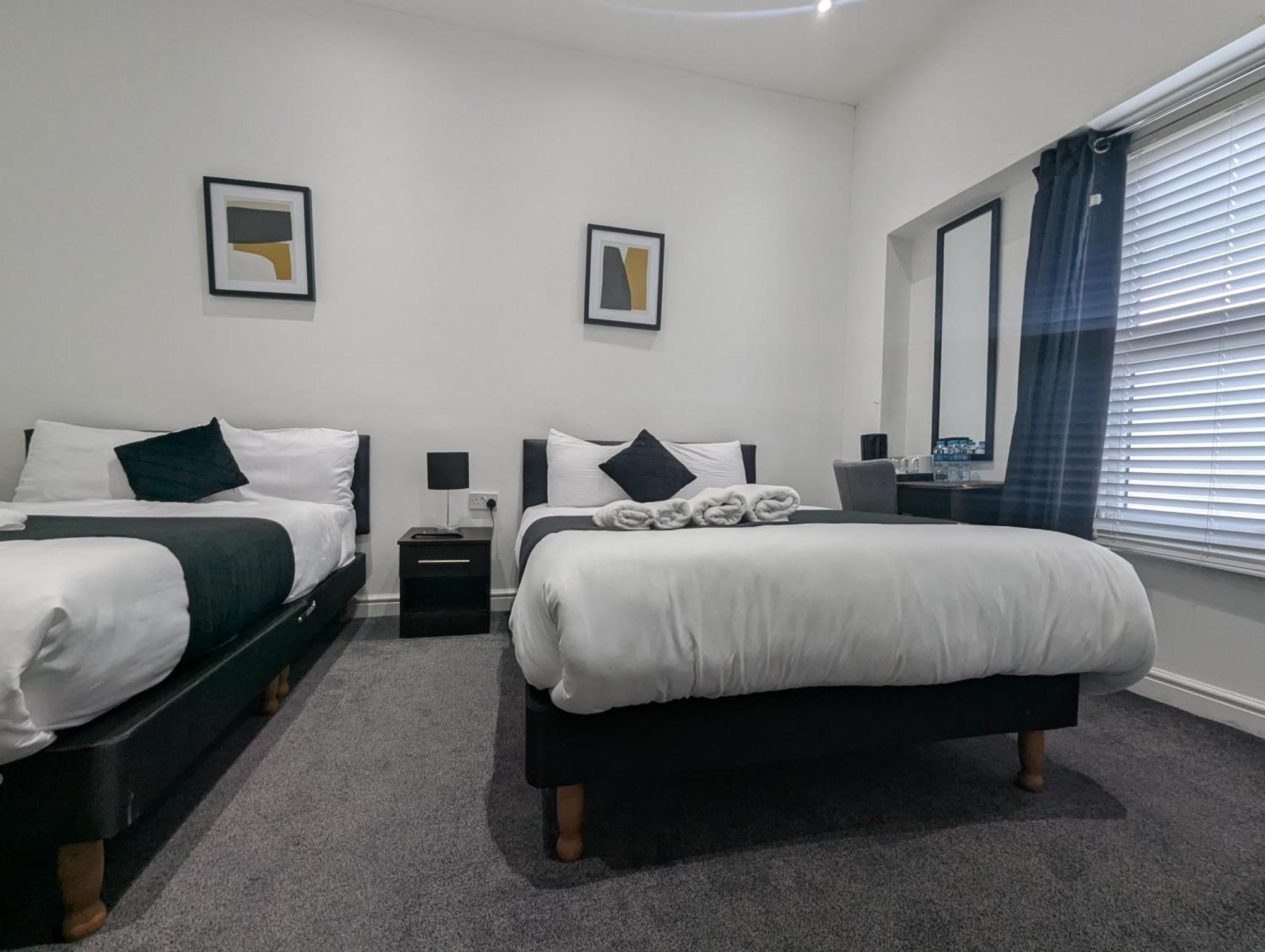 Oyo Firs London Heathrow Hounslow