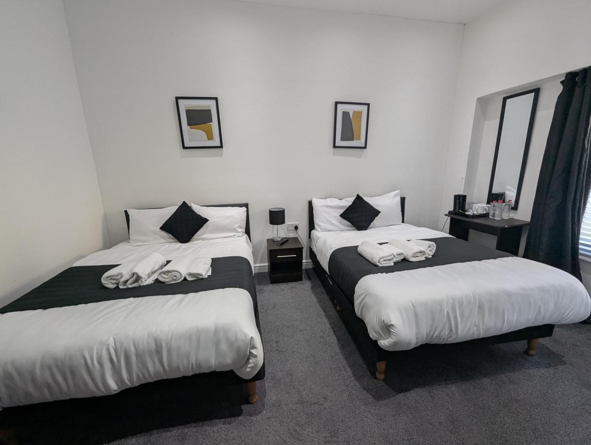 Oyo Firs London Heathrow 2* Hounslow