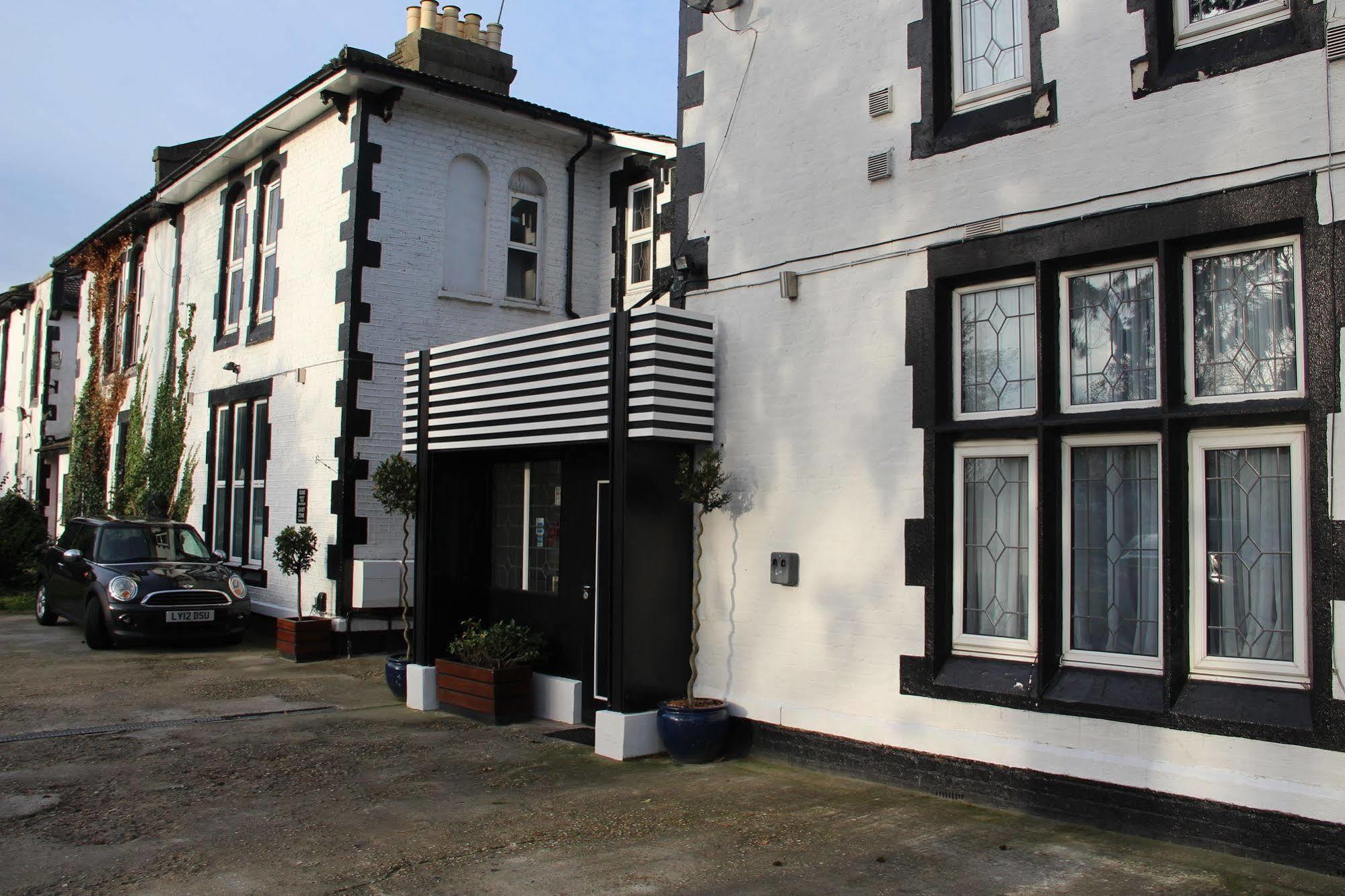 Maison d'hôtes Oyo Firs London Heathrow 2*